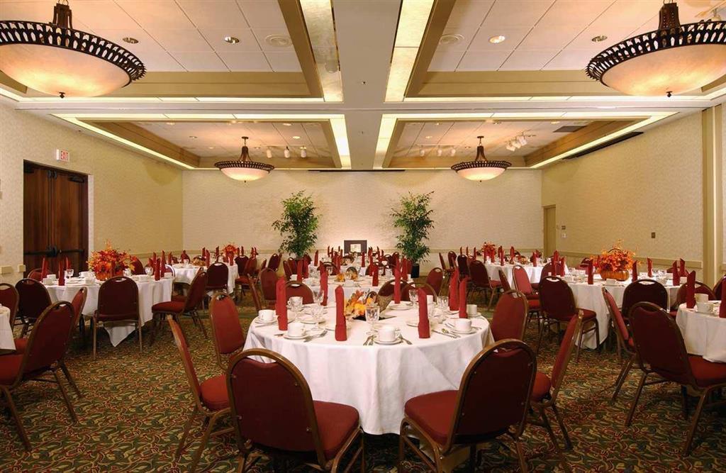 Embassy Suites By Hilton Orlando International Drive Icon Park Restaurante foto